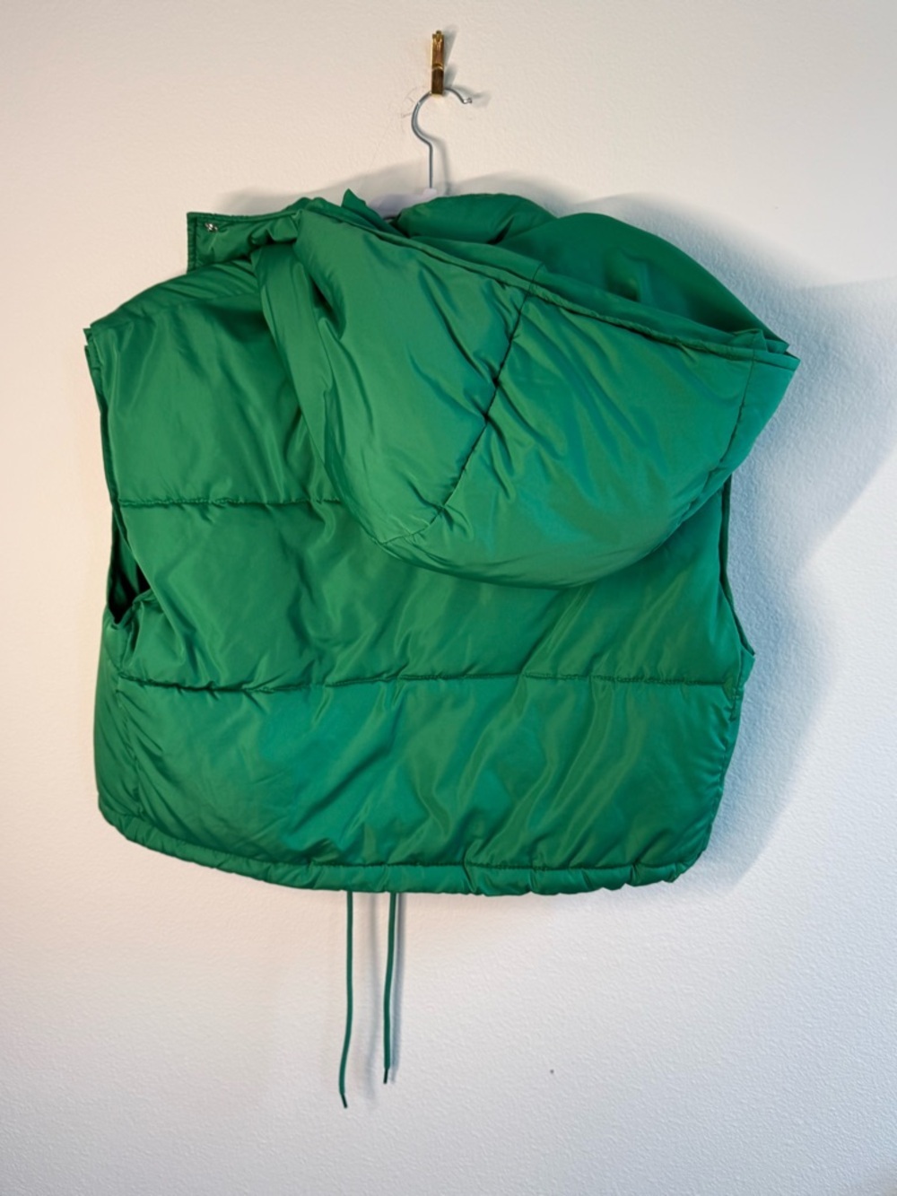 Green Puffer Vest Jacket - Urban Outfitters - Picture 5 of 5